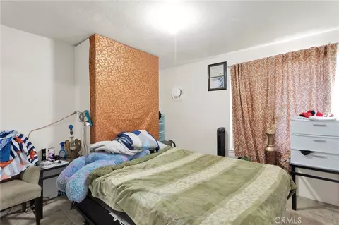 Bedroom - 14720 Main St, Hesperia, CA 92345 photo 2 of 5