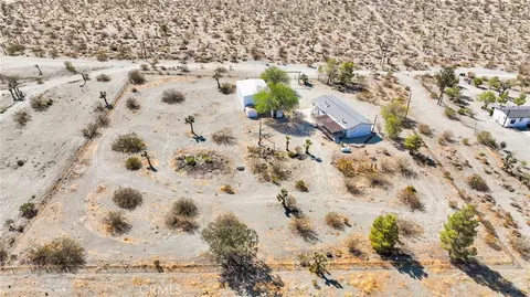 11579 Amarillo Rd, Phelan, CA 92371 photo 48