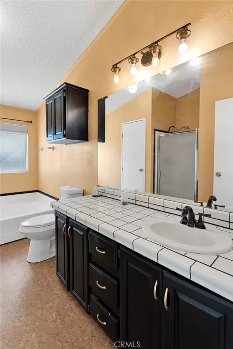 11579 Amarillo Rd, Phelan, CA 92371 photo 34