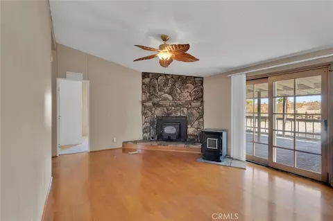 11579 Amarillo Rd, Phelan, CA 92371 photo 18