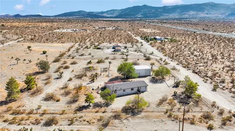 11579 Amarillo Rd, Phelan, CA 92371 photo 49