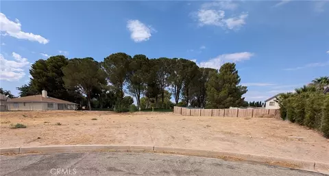 14784 Kent Ln, Helendale, CA 92342
