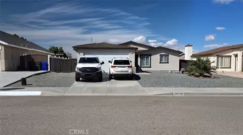 10580 E Wakefield St, Adelanto, CA 92301