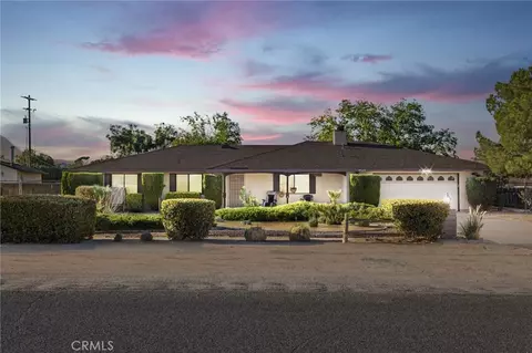 19145 Shoshonee, Apple Valley, CA 92307