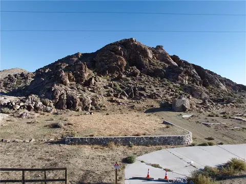 30588 Ca-18, Lucerne Valley, CA 92356 photo 8