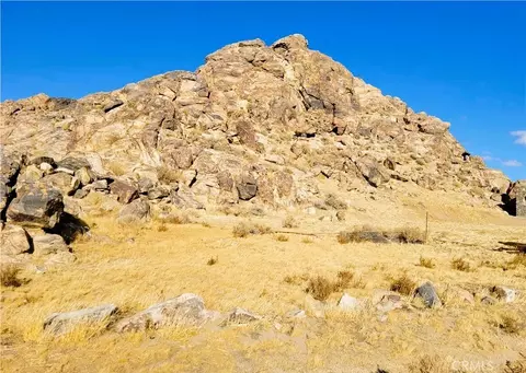 30588 Ca-18, Lucerne Valley, CA 92356 photo 5