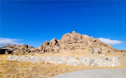 30588 Ca-18, Lucerne Valley, CA 92356 photo 4