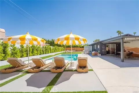 2770 E Ventura Rd, Palm Springs, CA 92262