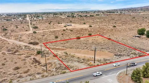9679 Beekley Rd, Phelan, CA 92371