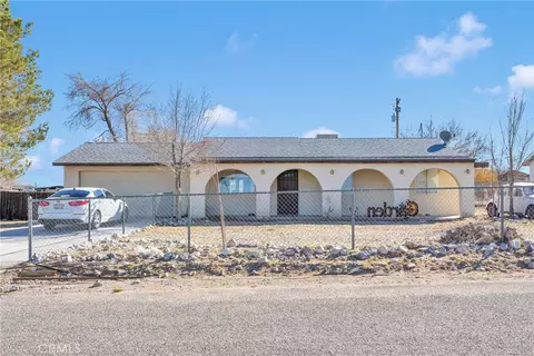 Exterior - 9983 Ladera Ave, Lucerne Valley, CA 92356 photo 2 of 7