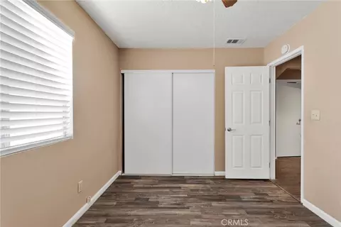Bedroom - 9983 Ladera Ave, Lucerne Valley, CA 92356 photo 3 of 6