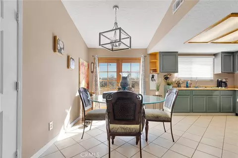 Dining - 9983 Ladera Ave, Lucerne Valley, CA 92356 photo 1 of 1