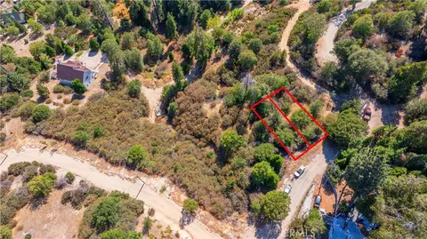 1556 Craghill Dr, Cedar Glen, CA 92321 photo 3