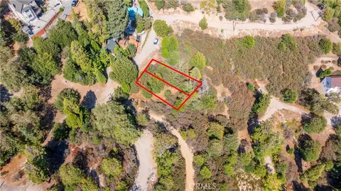 1556 Craghill Dr, Cedar Glen, CA 92321 photo 7