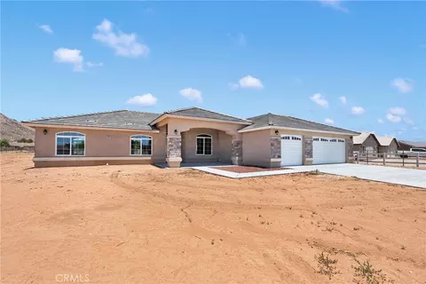 20020 Symeron Rd, Apple Valley, CA 92307