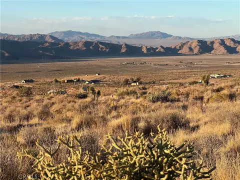 3 Outpost, Apple Valley, CA 92308 photo 12
