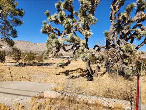 56646 Antelope Trl, Yucca Valley, CA 92284 photo 2