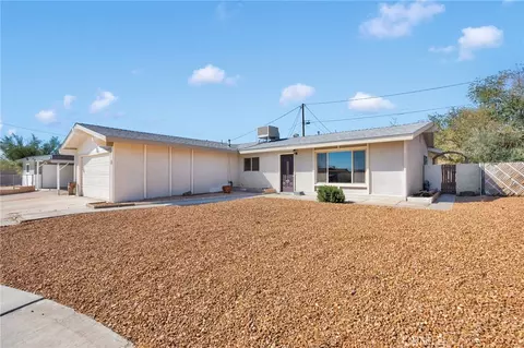 1208 Gen Ct, Barstow, CA 92311
