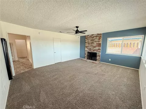 Living - 29040 Gabilan, Barstow, CA 92311 photo 1 of 2