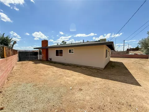 Exterior - 29040 Gabilan, Barstow, CA 92311 photo 4 of 4