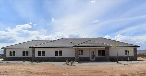 16944 Pauhaska Rd, Apple Valley, CA 92307