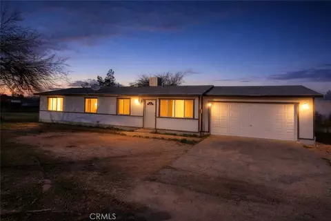 14420 Dos Palmas Rd, Victorville, CA 92392