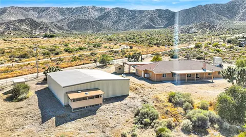 4426 Oil Well Rd, Phelan, CA 92371 photo 5