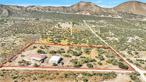 4426 Oil Well Rd, Phelan, CA 92371 photo 4
