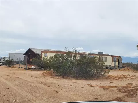 8746 Cactus Rd, Adelanto, CA 92301