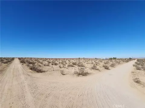 17000 Bonanza Trl, Helendale, CA 92342