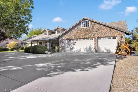 15590 Myalon, Apple Valley, CA 92307