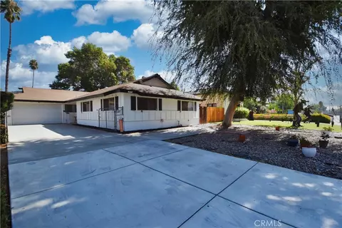 6064 Riverside, Riverside, CA 92506