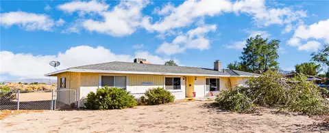 21792 Carlisle, Apple Valley, CA 92307