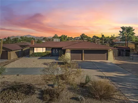 18518 Cocqui Rd, Apple Valley, CA 92307