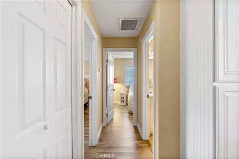 Entry Way - 28841 Delaware Dr, Tehachapi, CA 93561 photo 5 of 5