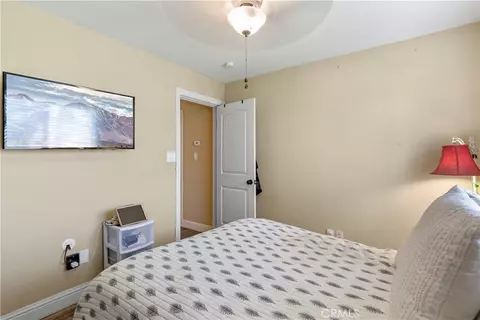 Bedroom - 28841 Delaware Dr, Tehachapi, CA 93561 photo 2 of 2