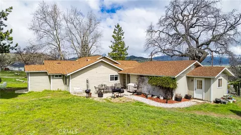 Exterior - 28841 Delaware Dr, Tehachapi, CA 93561 photo 9 of 9