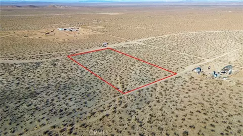 462 Pascal Ln, Adelanto, CA 92301