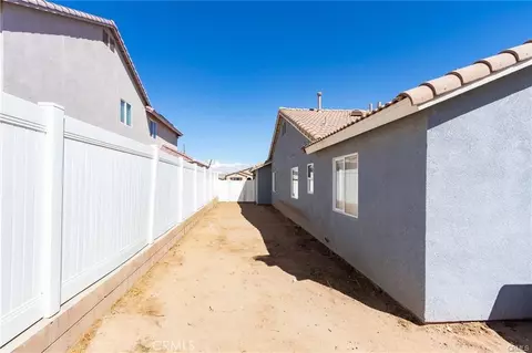 14415 Hartford St, Hesperia, CA 92344