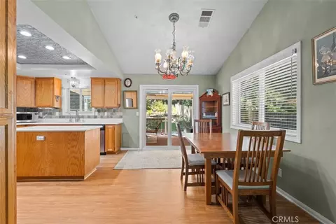 Dining - 1585 Linnet, Wrightwood, CA 92397 photo 1 of 1
