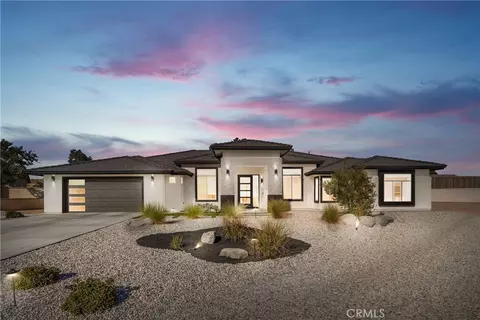 16383 Ridge View Dr, Apple Valley, CA 92307