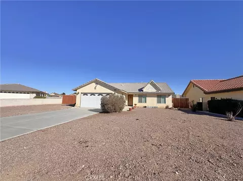 14752 Grafton Ln, Helendale, CA 92342