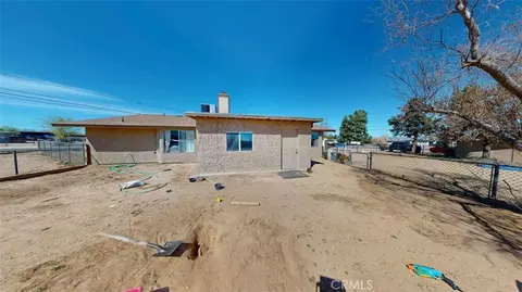 Exterior - 9381 Choiceana, Hesperia, CA 92345 photo 2 of 3