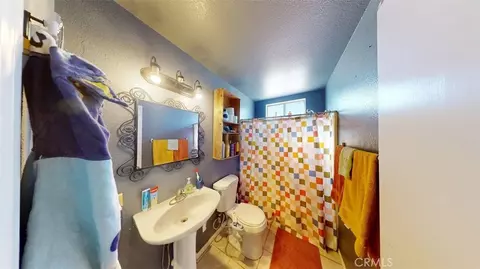 Bath - 9381 Choiceana, Hesperia, CA 92345 photo 1 of 1