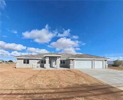 17576 Hercules St, Hesperia, CA 92345