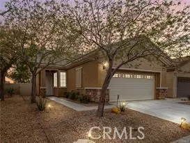 10364 Lakeshore Dr, Apple Valley, CA 92308