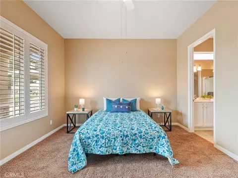 Bedroom - 10364 Lakeshore Dr, Apple Valley, CA 92308 photo 2 of 5