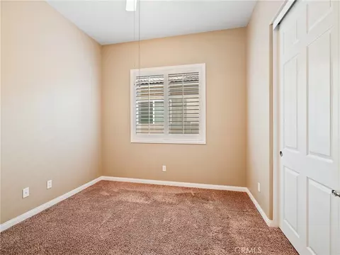 Bedroom - 10364 Lakeshore Dr, Apple Valley, CA 92308 photo 4 of 5