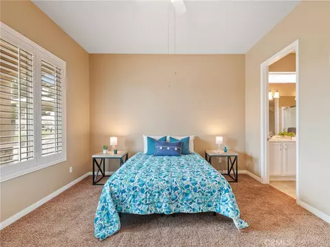 Bedroom - 10364 Lakeshore Dr, Apple Valley, CA 92308 photo 2 of 5