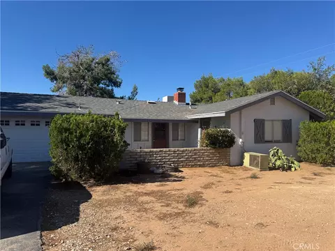 21287 Pine Rdg, Apple Valley, CA 92307